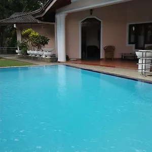 Гостевой дом View Garden, Канди